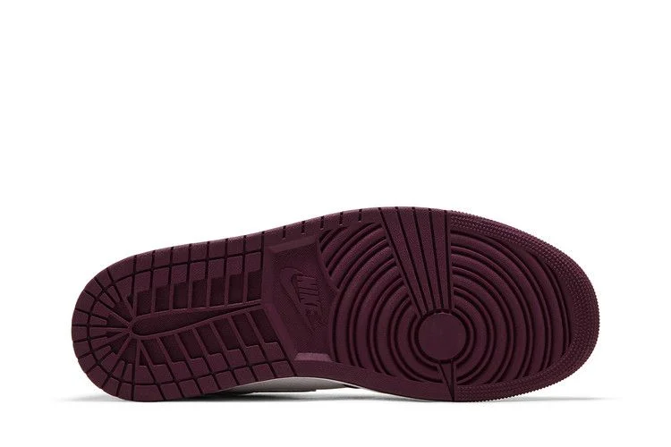 Krossovki-Air-Jordan-1-Retro-High-OG-Bordeaux-3