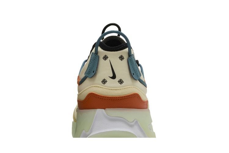 Кроссовки Nike React Live 'Schematic'