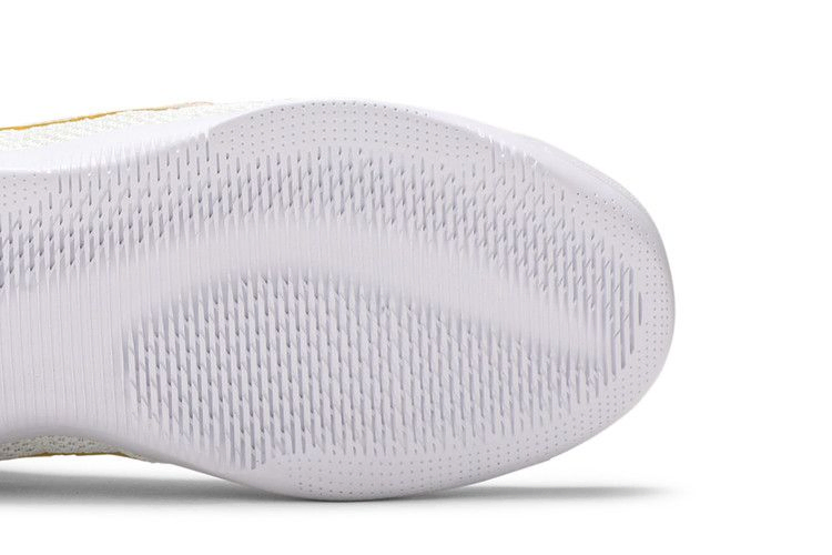 nikelab-kobe-11-elite-low-prm-brazil-889870-114_04