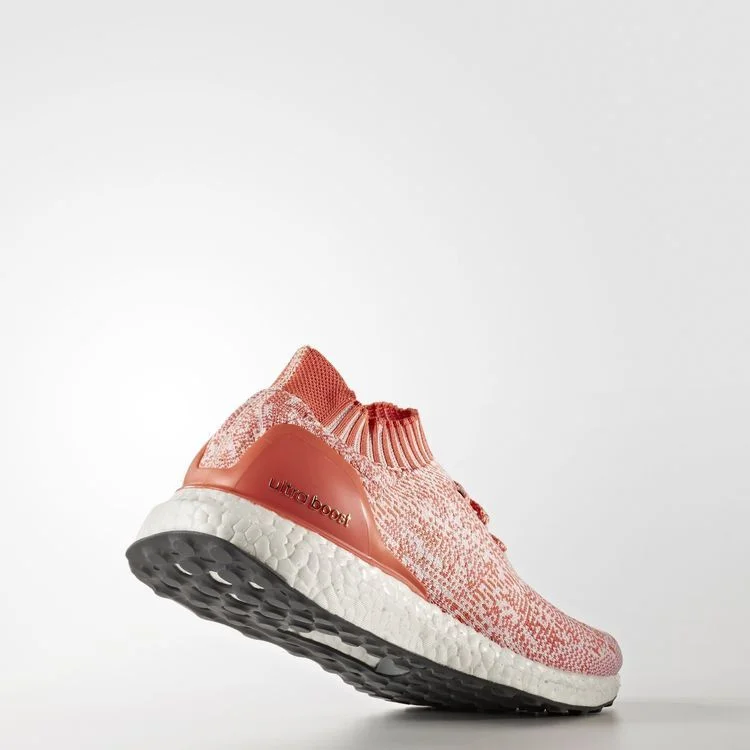 Krossovki-Adidas-Wmns-UltraBoost-Uncaged-Haze-Coral-2
