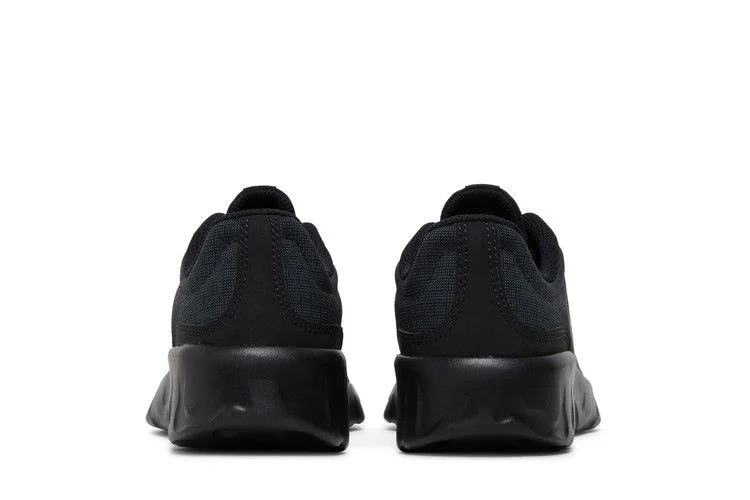 Krossovki-Nike-Wmns-Explore-Strada-Triple-Black-5
