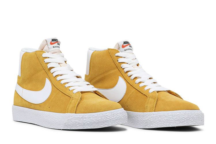 zoom-blazer-mid-sb-university-gold-864349-700_07