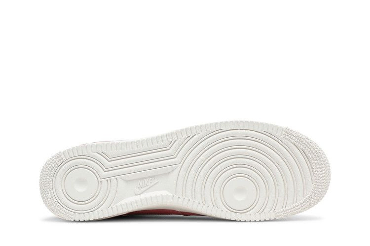 Кроссовки Nike Air Force 1 '07 LV8 'Dusty Red'
