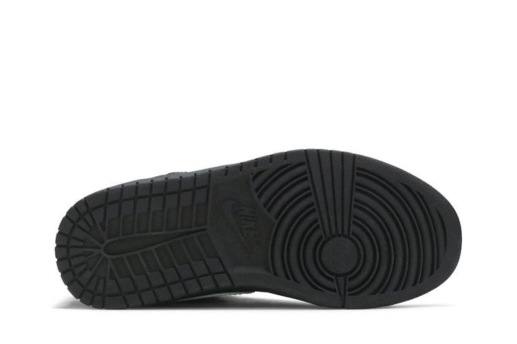 riccardo-tisci-x-nikelab-dunk-lux-chukka-910088-001_03