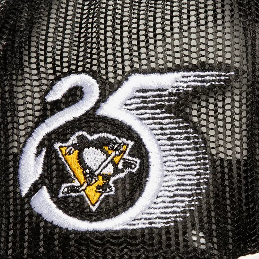 Бейсболка Mitchell & Ness Black Pittsburgh Penguins Roper Trucker Adjustable Hat