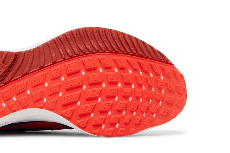 Кроссовки Nike Air Zoom Vomero 16 'Light Thistle Crimson'