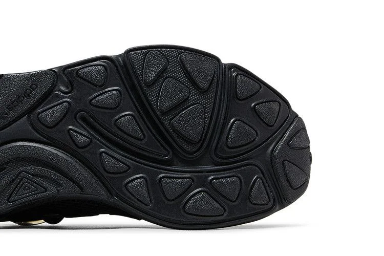 Кроссовки adidas LXCON 'Core Black
