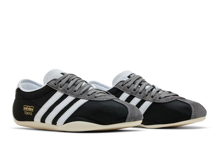 wmns-tokyo-black-white-jq3681_07