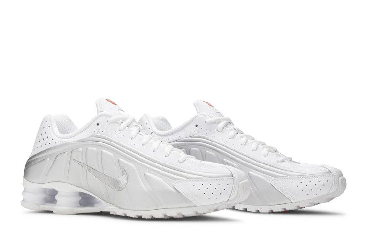 shox-r4-white-metallic-104265-131_07