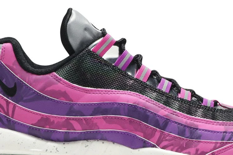 Кроссовки Nike Air Max 95 Premium 'Flame Powder'