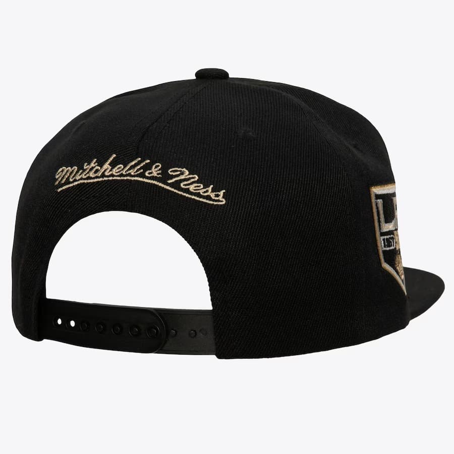 Бейсболка Mitchell & Ness Black Los Angeles Kings With Love Snapback Hat