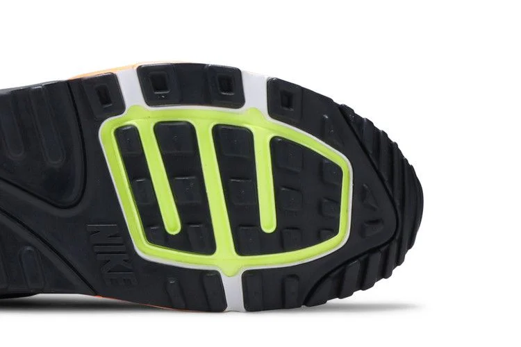 Krossovki-Nike-Air-Max-90-Lunar-C3.0-4