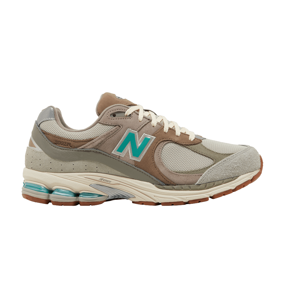 Кроссовки atmos x New Balance 2002R 'Oasis'