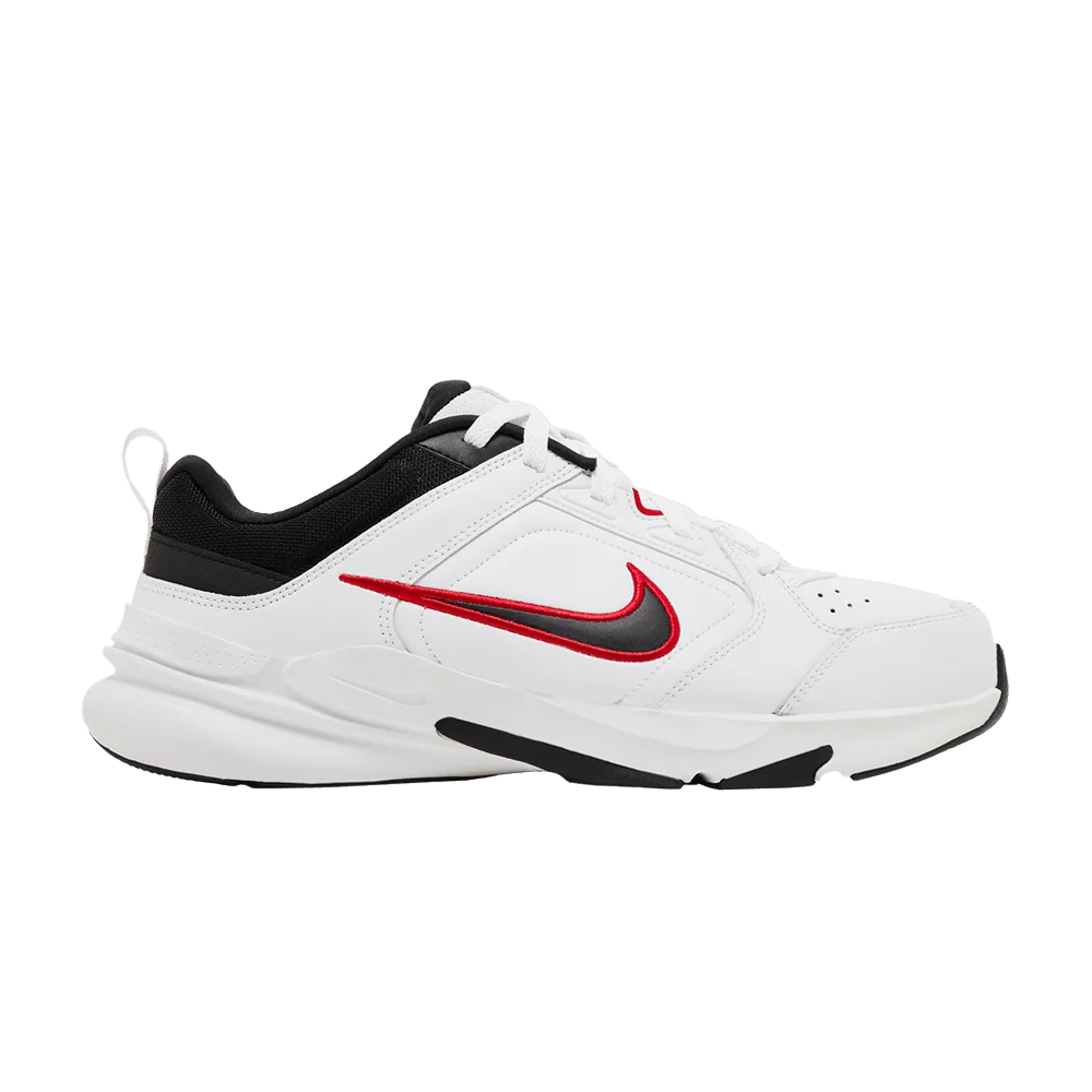 Кроссовки Nike Defy All Day 4E Wide 'White University Red'