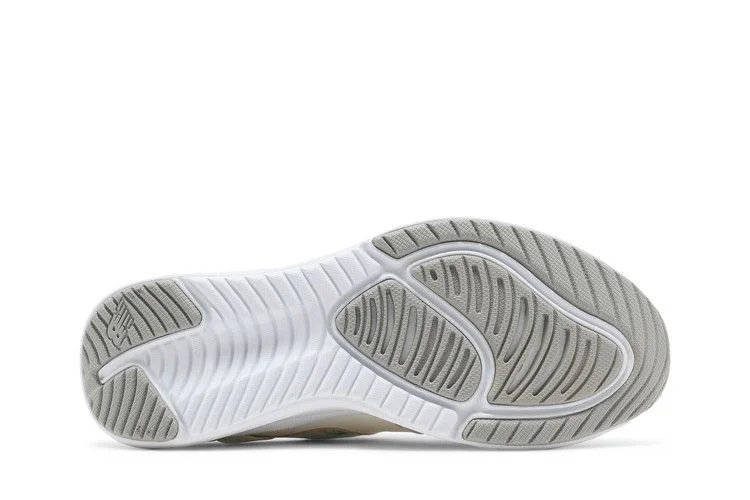 Krossovki-New-Balance-Wmns-Nergize-Sport-Sea-Salt-Floral-3