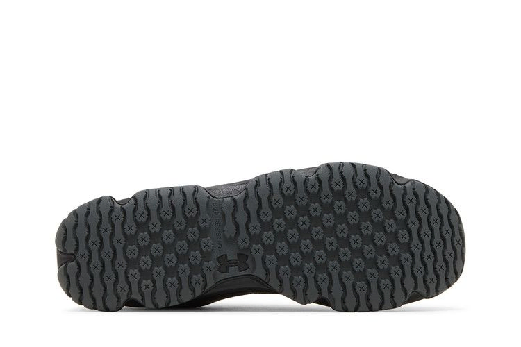 Кроссовки Under Armour Micro G Strikefast 'Black Pitch Grey'