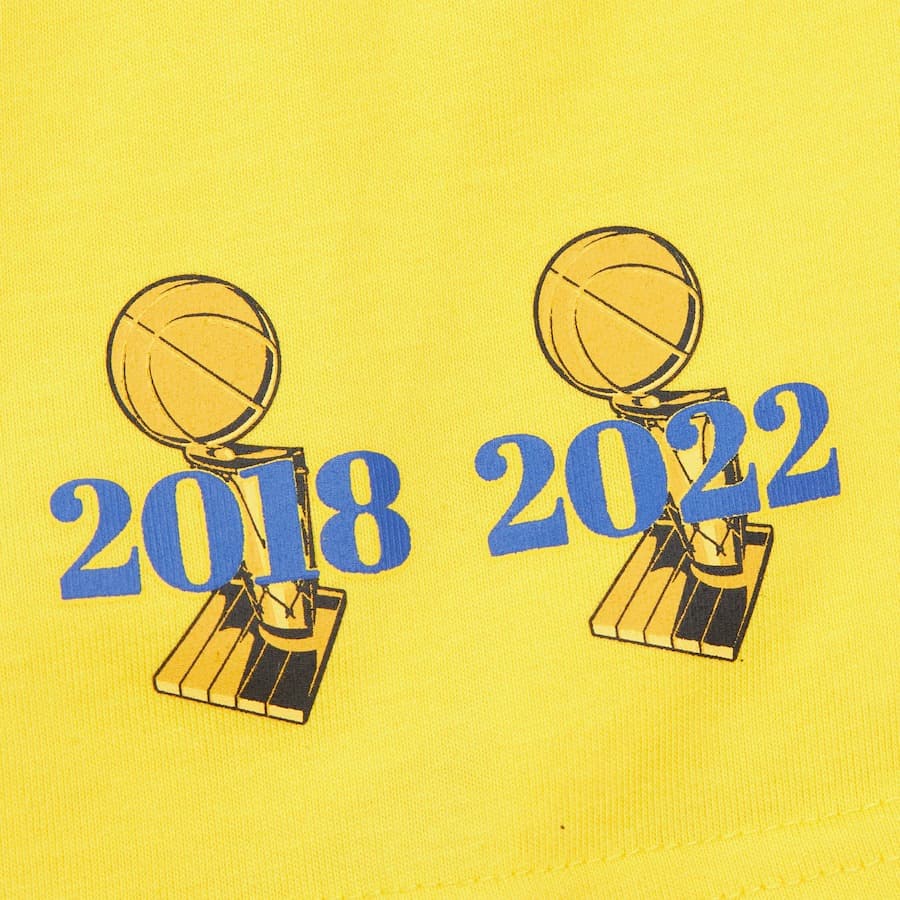 Футболка Mitchell & Ness Gold Golden State Warriors Team OG 3.0 Vintage T-Shirt