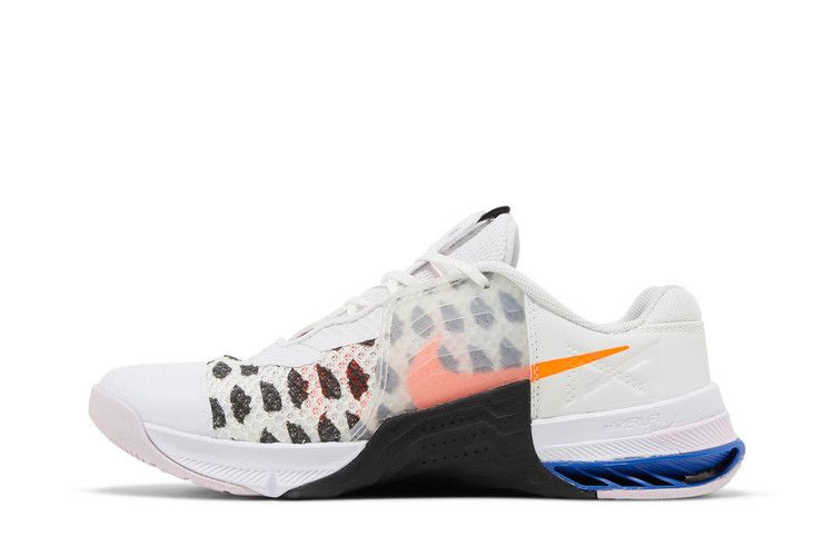 wmns-metcon-7-polka-white-yellow-strike-dj4312-074_02