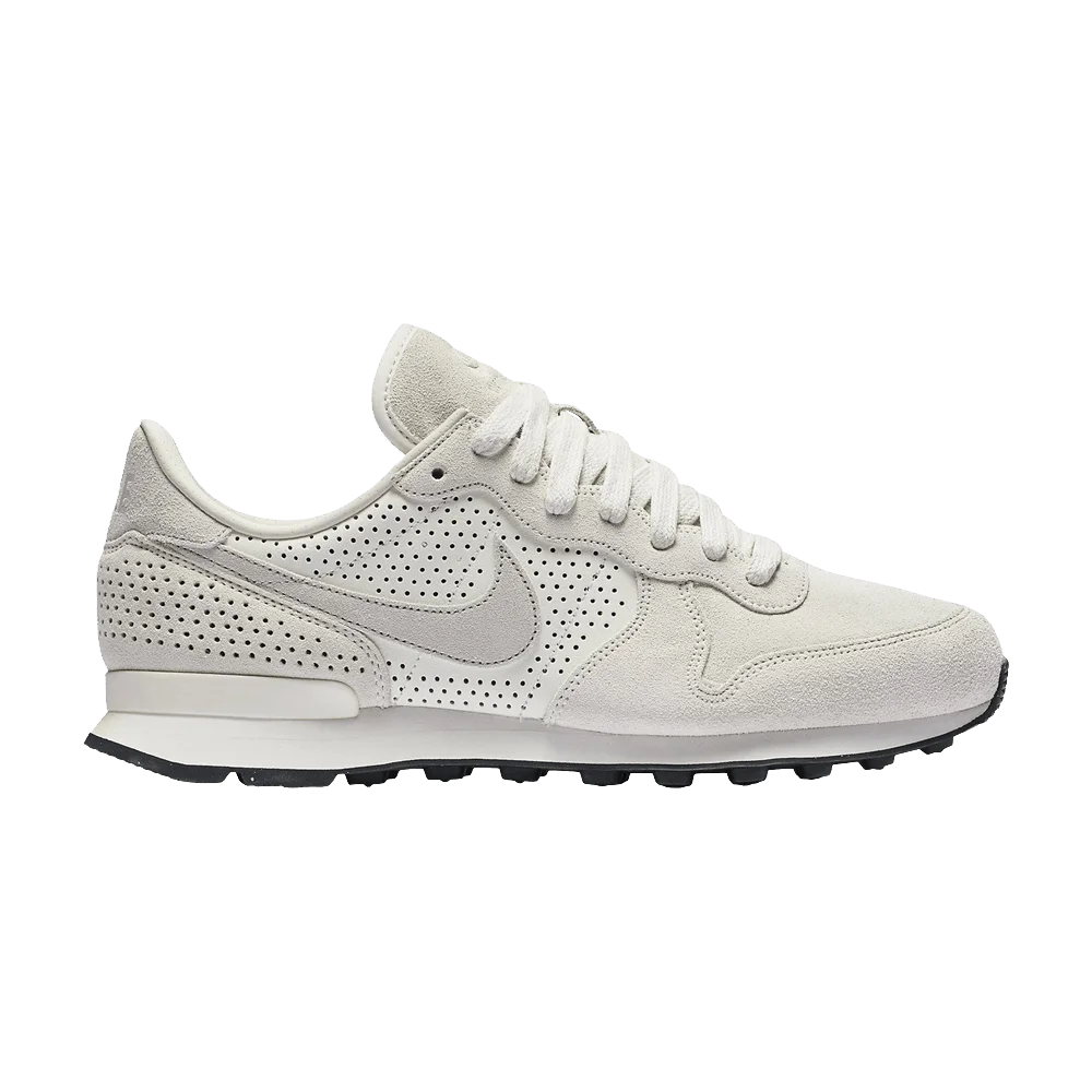 Krossovki-Nike-Internationalist-LX-Phantom-Light-Bone