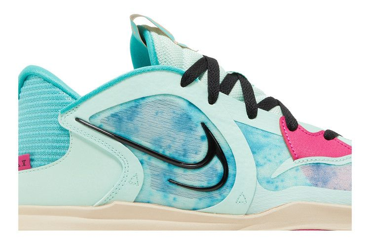 Кроссовки Nike Kyrie Low 5 'Community'