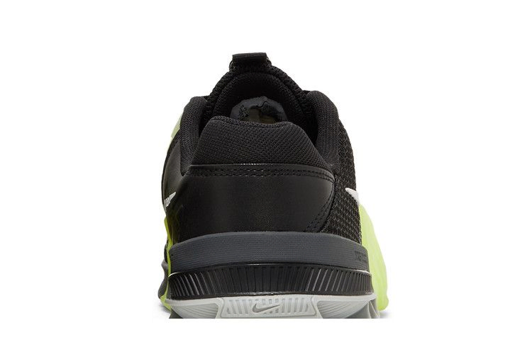 Кроссовки Nike Metcon 7 'Black Volt'