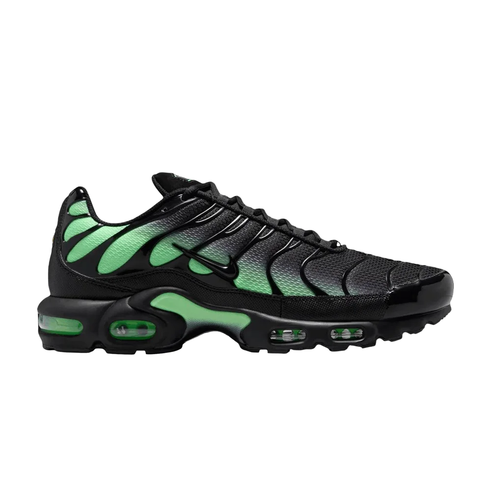 Krossovki-Nike-Air-Max-Plus-Black-Symphony-Green