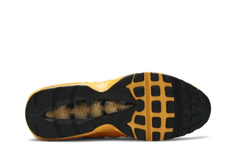 Krossovki-Nike-Air-Max-95-City-Special-NYC-3