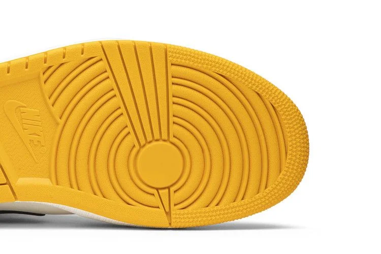Кроссовки Air Jordan 1 Mid 'Lakers'