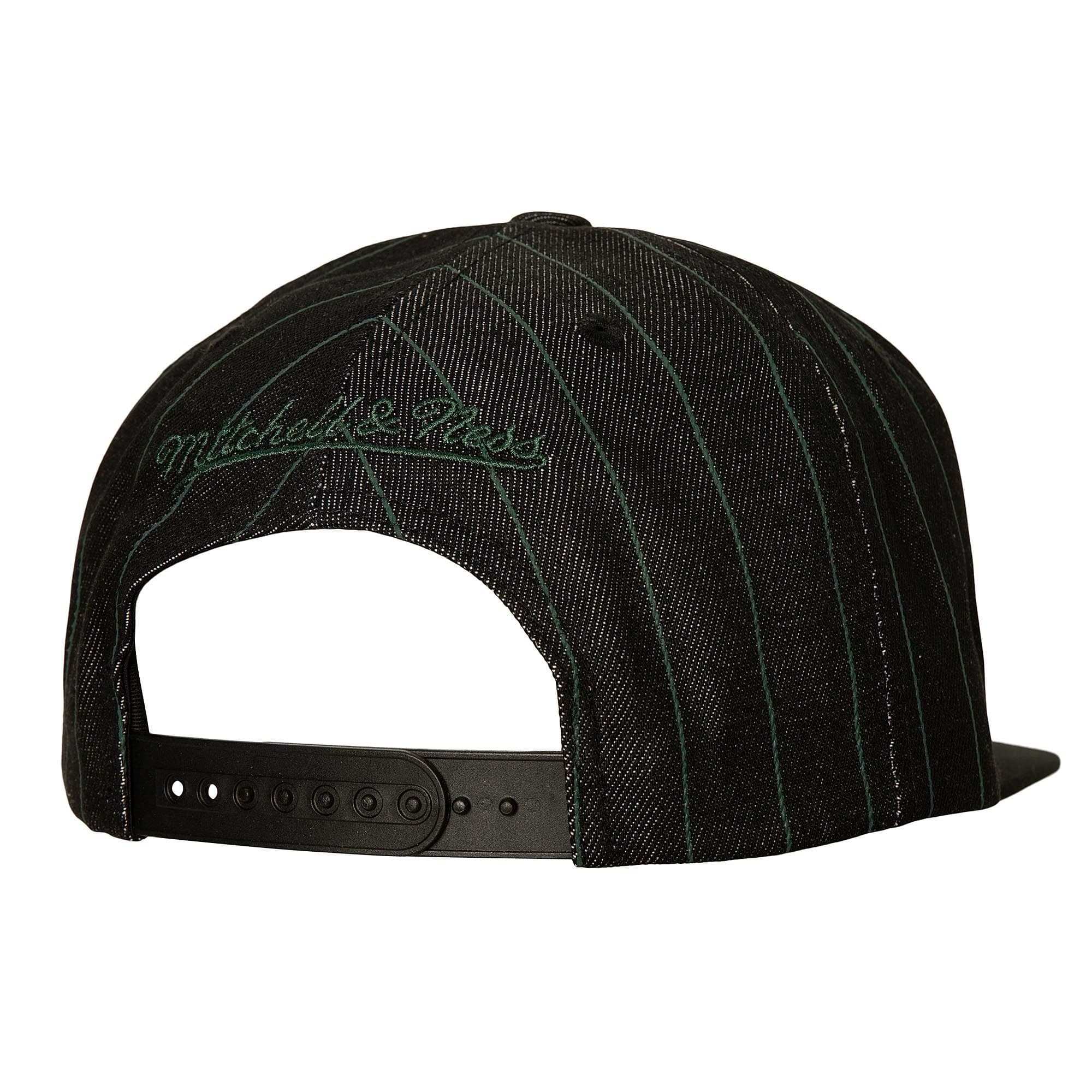 Бейсболка Mitchell & Ness Retro Sport Snapback HWC Milwaukee Bucks Hat Black