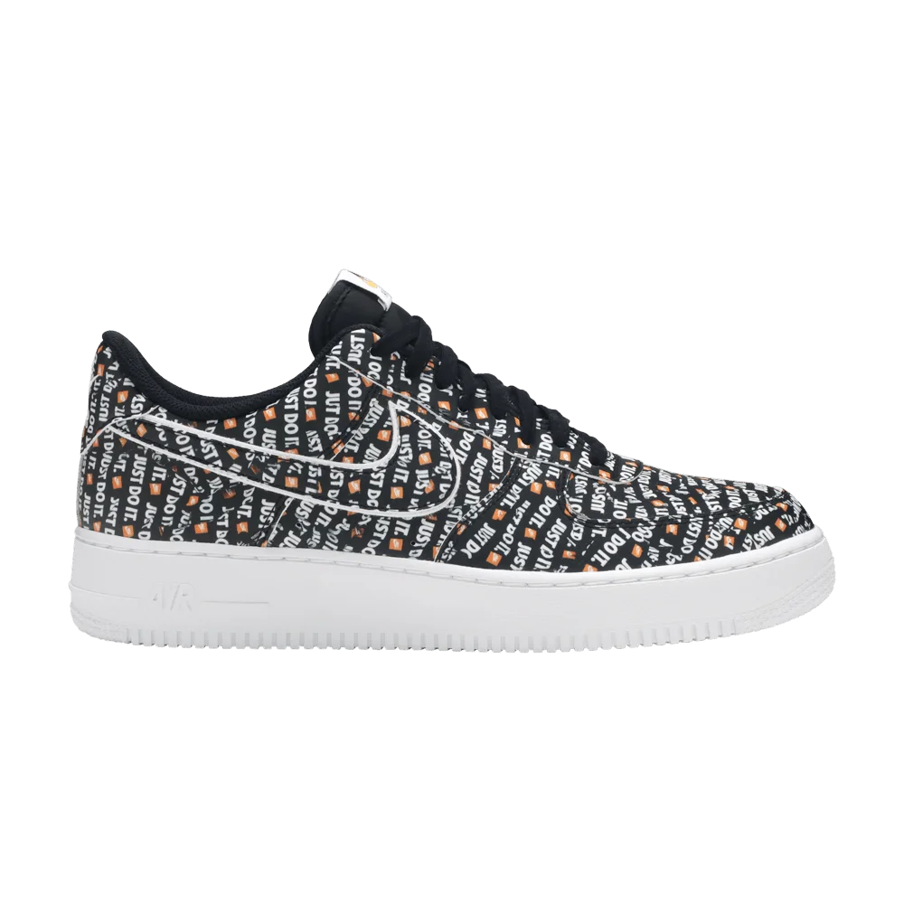 Krossovki-Nike-Air-Force-1-Low-07-LV8-Just-Do-It