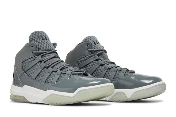 jordan-max-aura-cool-grey-aq9084-010_07