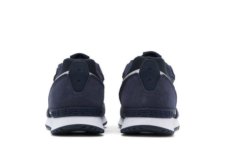 Кроссовки Nike Venture Runner 'Midnight Navy'