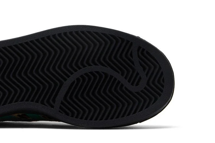 Кроссовки adidas Wmns Superstar 'Black Court Green Leopard'
