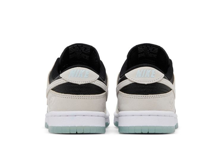 Кроссовки Nike Wmns Dunk Low 'Supersonic'