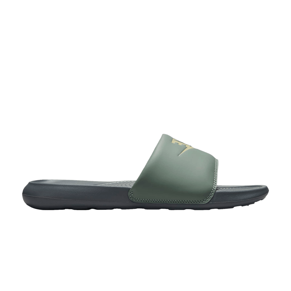 Nike Victori One Slide 'Mica Green'