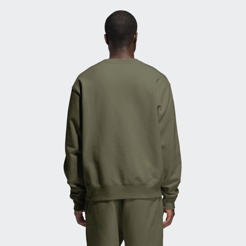 Свитшот adidas Pharrell Williams Basics Crewneck Sweatshirt Olive Cargo
