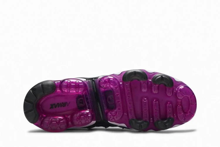 Кроссовки Nike Wmns Air VaporMax Plus 'Hyper Violet'