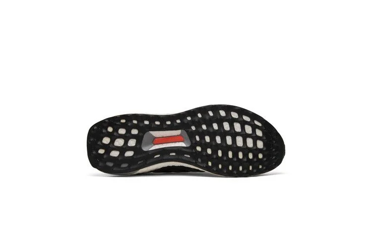 Кроссовки Adidas UltraBoost 1.0 'Solar Red'
