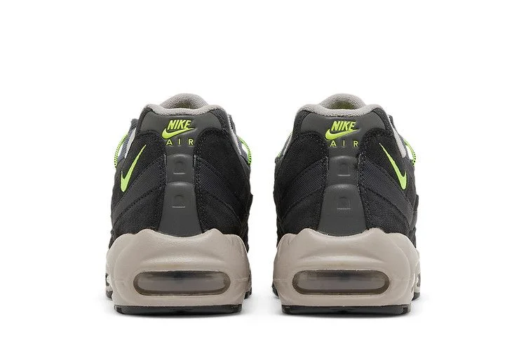 Кроссовки Nike Air Max 95 'Speed Lacing - Off Noir Volt'