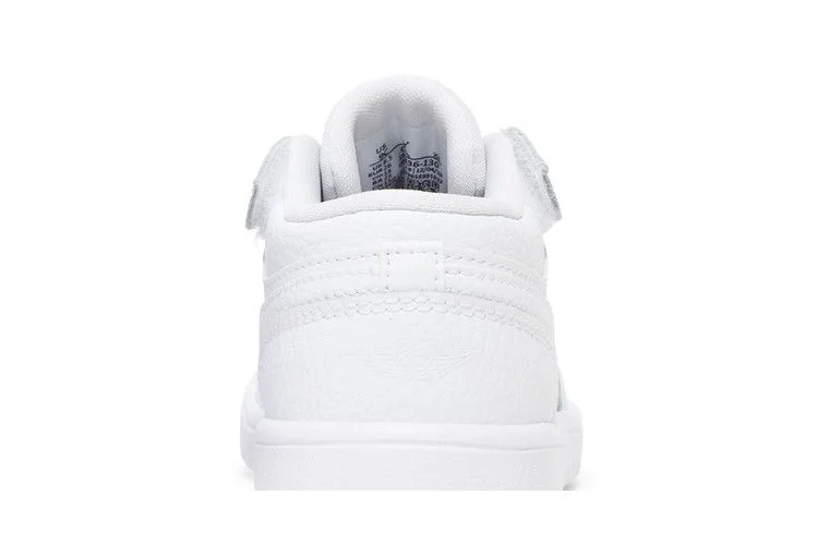Krossovki-Air-Jordan-1-Low-ALT-TD-Triple-White-6