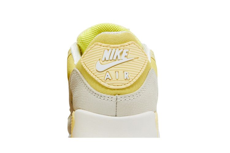 Кроссовки Nike Wmns Air Max 90 'Opti Yellow'