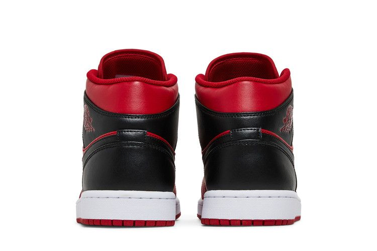 air-jordan-1-mid-reverse-bred-554724-660_05