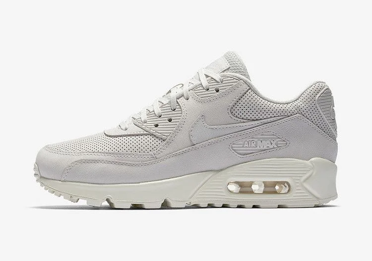 Krossovki-NikeLab-Wmns-Air-Max-90-Pinnacle-Light-Bone-2