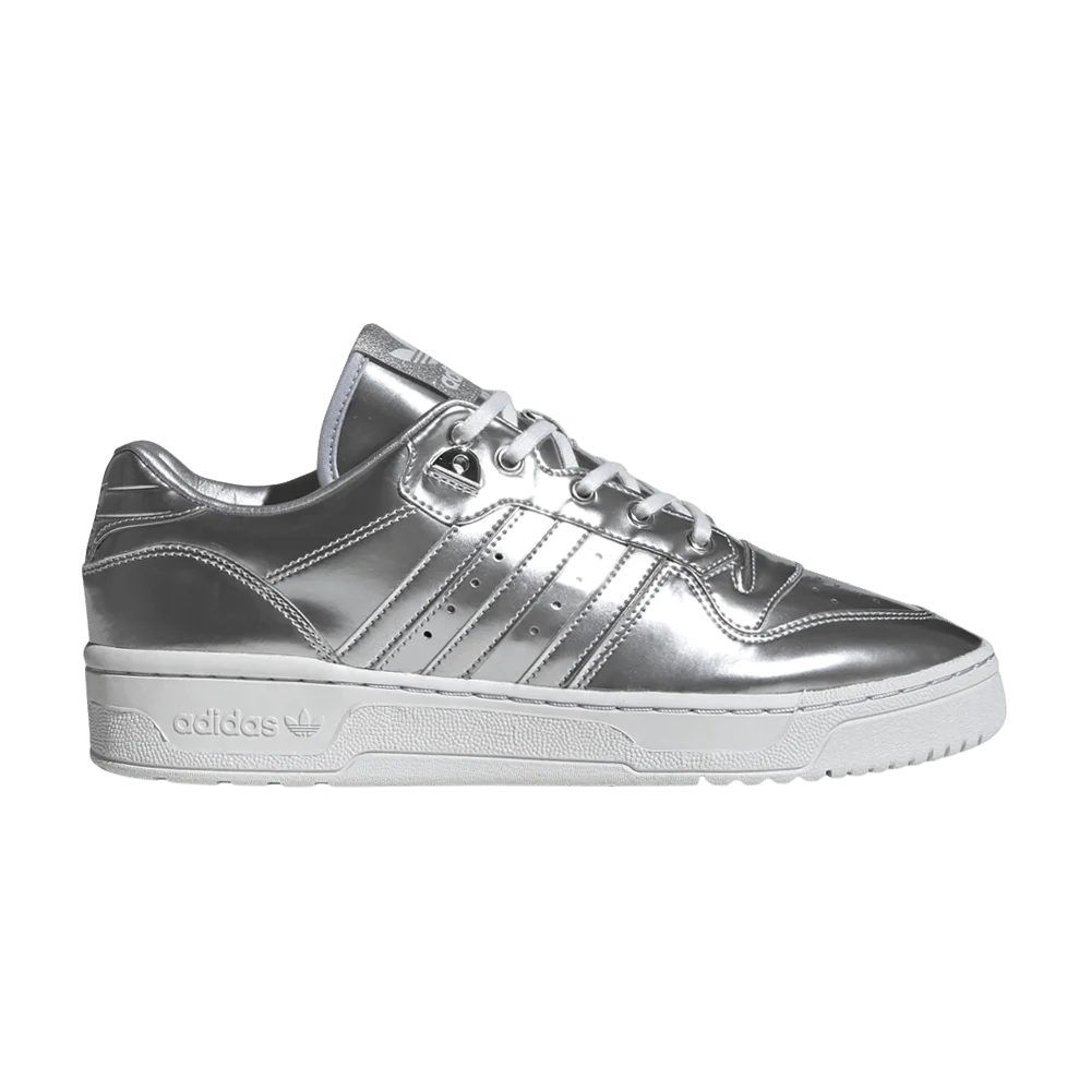 Krossovki-Adidas-Rivalry-Low-Silver-Metallic