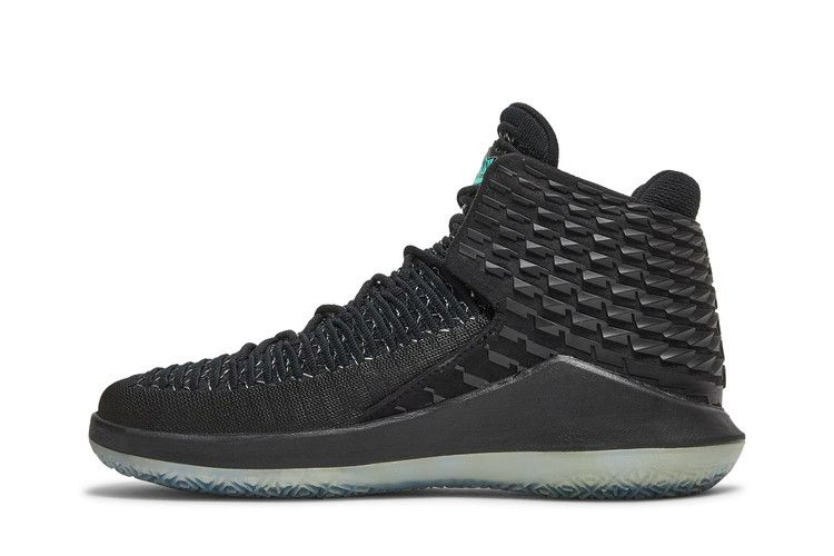 air-jordan-32-black-cat-ah3348-003_02