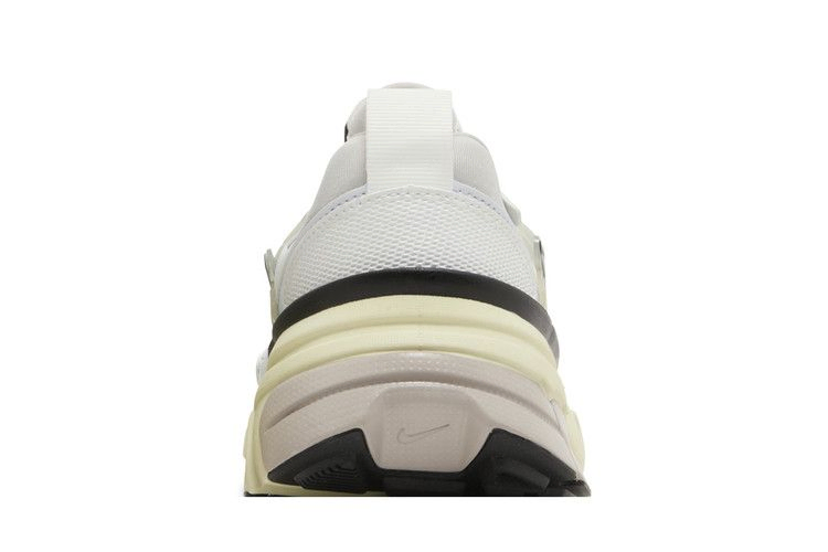 Кроссовки Nike Men's V2K Run 'Pure Platinum Metallic Silver'