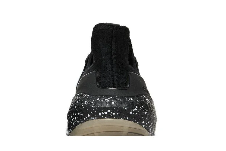 Кроссовки adidas UltraBoost 22 'Black White Speckled'