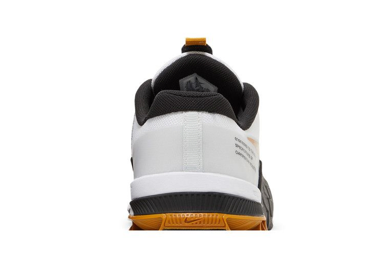 Кроссовки Nike Metcon 8 'White Gold Suede'