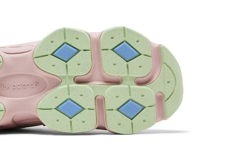 Кроссовки New Balance 9060 Big Kid 'Grey Matter Pink'