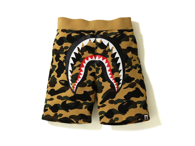 Спортивные шорты BAPE 1st Camo Shark Sweat Short (SS18) Yellow